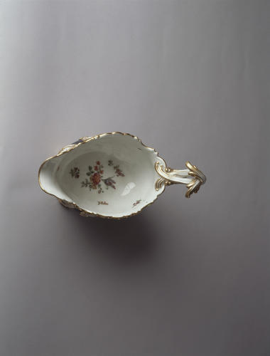 Master: Set of sauce boats
Item: The Mecklenburg Service Master: Set of sauce boats
Item: The Mecklenburg Service