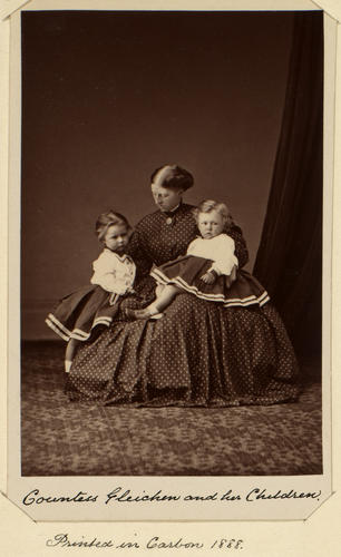 Countess Gleichen and her children Countess Gleichen and her children