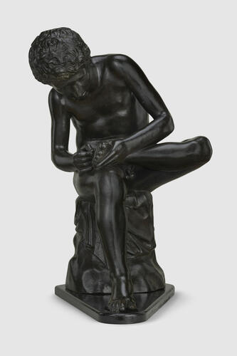 Boy with a thorn in his foot, 'Spinario'