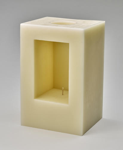 Holocaust Memorial Day candle