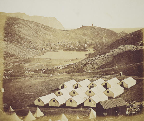Balaclava : huts of the Guards. [Crimean War photographs by Robertson]