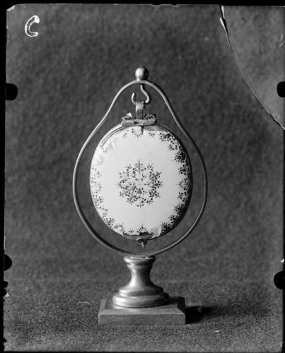 Glass plate negative of a miniature Glass plate negative of a miniature