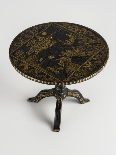 Pedestal table Pedestal table