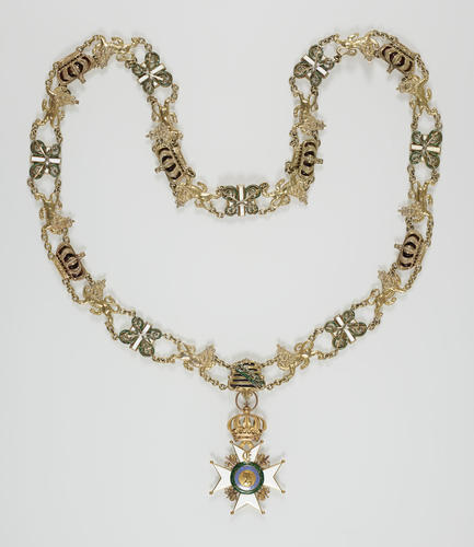 Saxe-Ernestine House Order. Collar with badge