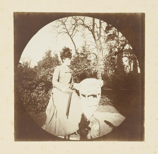 Winifred Selina Sturt, later Lady Hardinge of Penhurst (1868-1914)