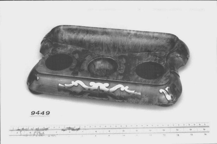 Inkstand