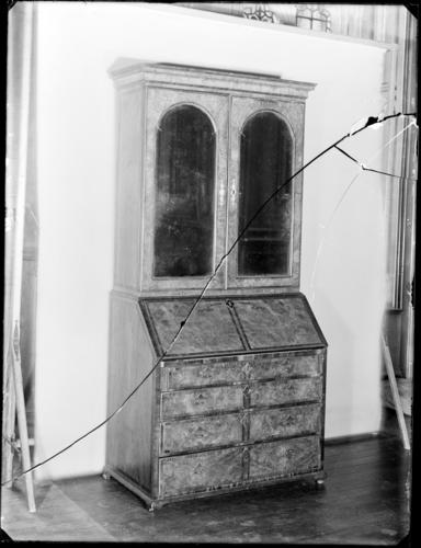 Glass plate negative of a walnut cabinet Glass plate negative of a walnut cabinet