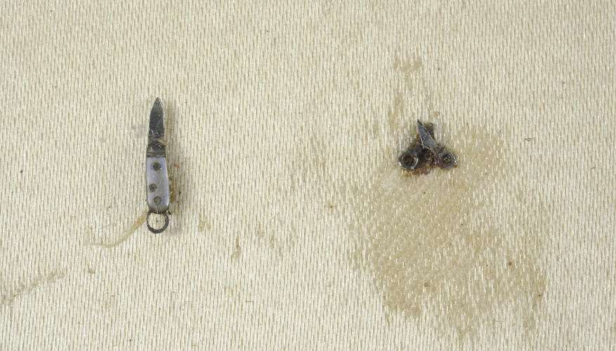Miniature scissors and pen knife Miniature scissors and pen knife