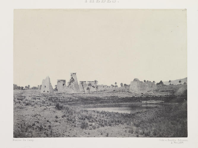 Thèbes - Palais de Karnak, propylées du sud Thèbes - Palais de Karnak, propylées du sud