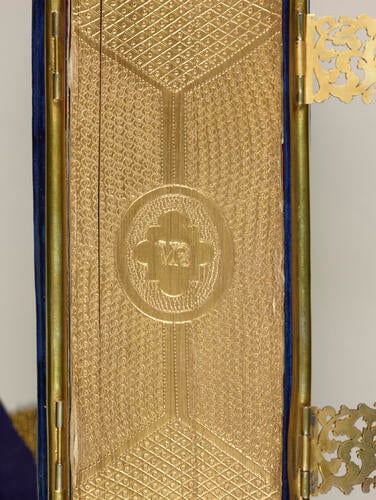 The Book of Common Prayer, and administration of The Sacraments . .