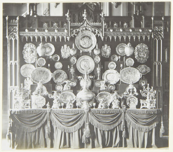Gold Plate Buffets Gold Plate Buffets