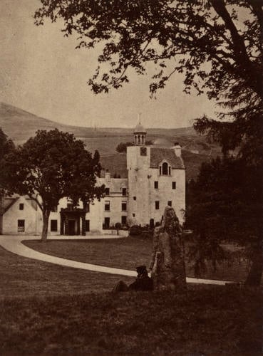 Abergeldie Castle