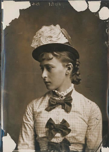 Princess Elizabeth of Hesse (1864-1918) [Alexander Bassano Collection]