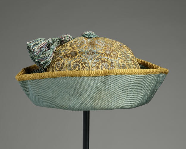 Master: Pantomime costume
Item: Hat