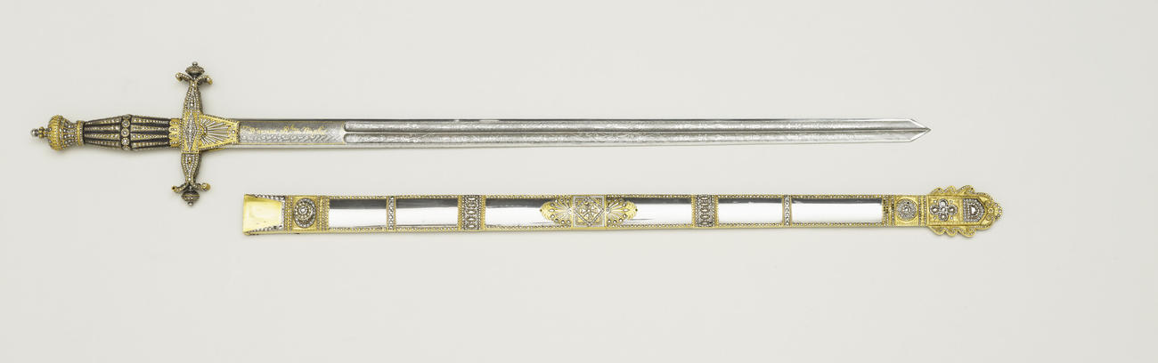 Robe sword and scabbard