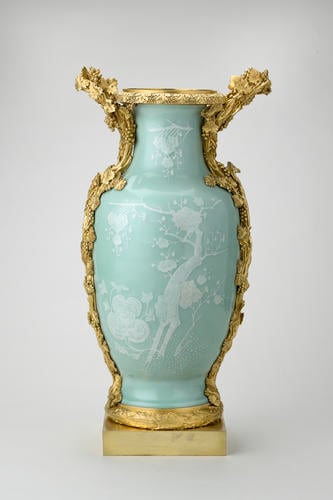 Pair of vases with mounts Pair of vases with mounts