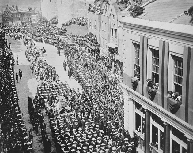 Photograph of the Funeral procession of King Edward VII, High Street, Windsor, May 20th 1910