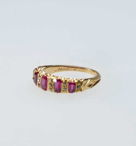 Engagement ring of Princess Mary Adelaide, Duchess of Teck (1833-97)