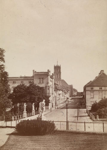 The street leading to Schloss Neustrelitz The street leading to Schloss Neustrelitz