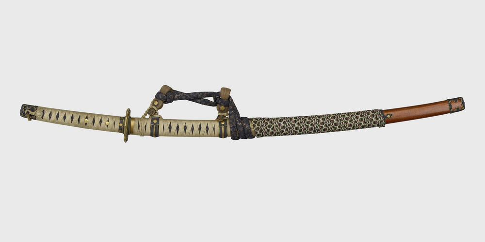 Master: Pair of slung swords (itō-maki no tachi) Master: Pair of slung swords (itō-maki no tachi)
