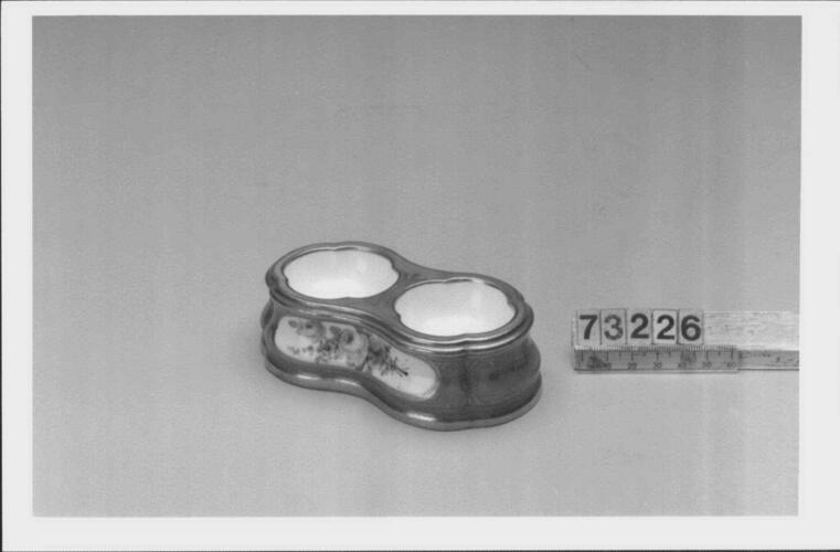 Saliere double (part of a dinner and dessert service) Saliere double (part of a dinner and dessert service)