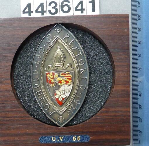 Medal commemorating the Hallowing of Leicester Diocese