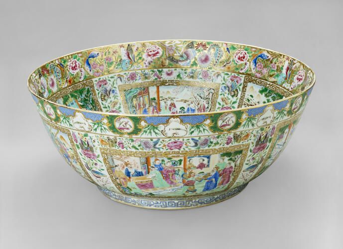 Punch bowl