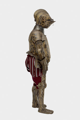 Armour garniture of Sir Christopher Hatton for the field, tourney, tilt and barriers