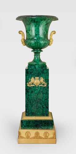 Vase and pedestal