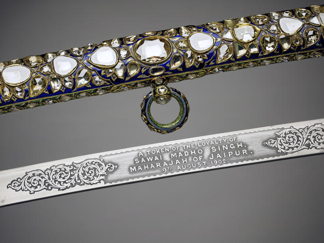 11288 inscription and scabbard.tif 11288 inscription and scabbard.tif