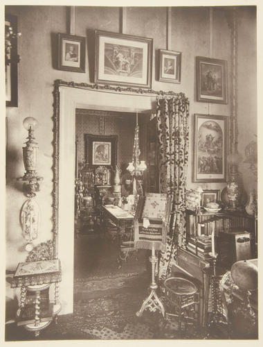 Vorlese-Zimmer mit Blick ins Toiletten-Zimmer [The Kaiser's Reading Room with a view of the Dressing Room, Ein Kaiserheim]