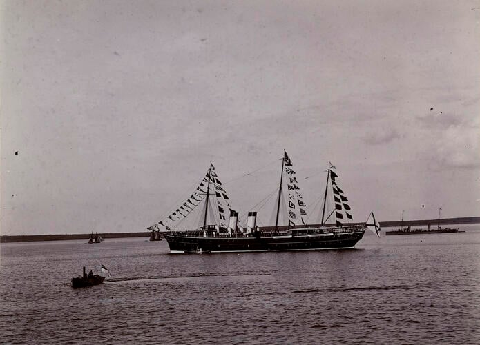 The 'Polar Star' (Imperial Russian Yacht) The 'Polar Star' (Imperial Russian Yacht)