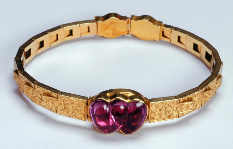 Queen Victoria's bracelet