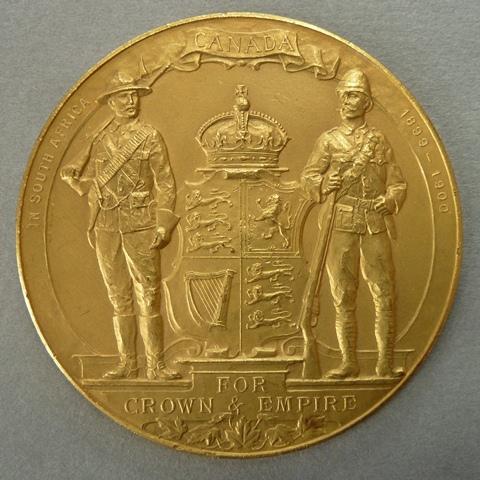 Medal commemorating the visit of the Duke and Duchess of Cornwall to Canada