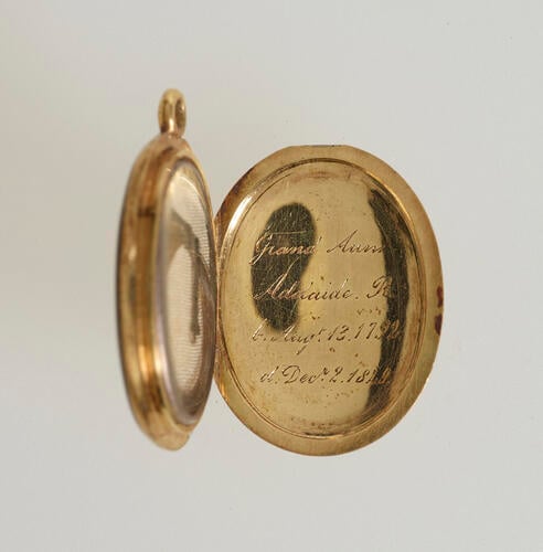 Locket