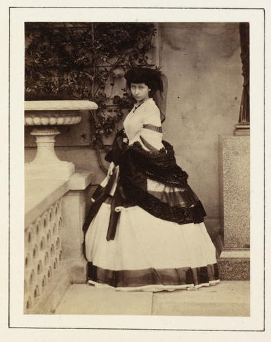 Princess Alice, later Grand Duchess of Hesse and by Rhine (1843-78) Princess Alice, later Grand Duchess of Hesse and by Rhine (1843-78)