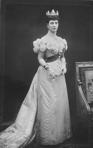 Portrait photograph of the Princess of Wales (1844-1925), later Queen Alexandra, 1890s