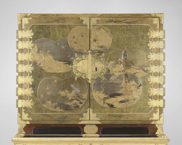 Master: Pair of cabinets
Item: Cabinet