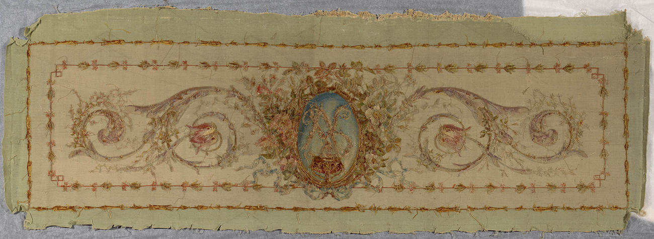 Tapestry sofa back with VR monogram Tapestry sofa back with VR monogram