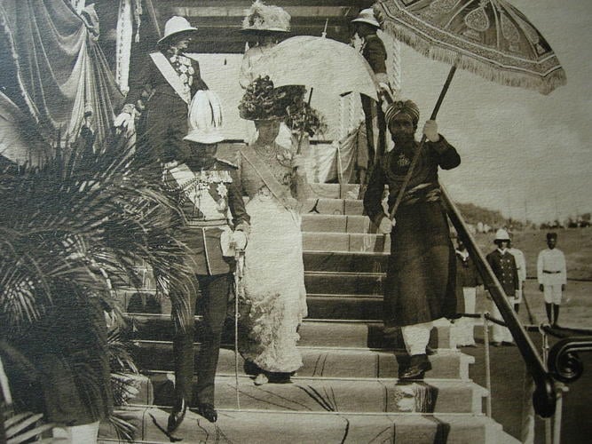 King George V and Queen Mary landing at Prinsep Ghat, Calcutta during the Delhi Durbar