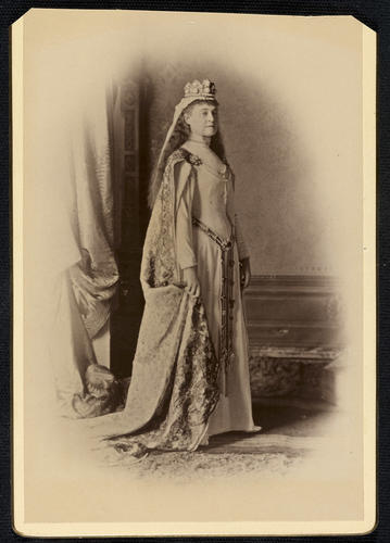Balmoral, Tableaux-Vivants 5-6 Oct 1888. Princess Frederica of Hanover as Elsa von Brabant Balmoral, Tableaux-Vivants 5-6 Oct 1888. Princess Frederica of Hanover as Elsa von Brabant