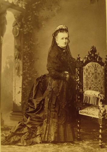 Hon Lady Whalley, Aix-les-Bains, April 1885. [Album: Photographic Portraits Vol. 5/63 1875-1889]