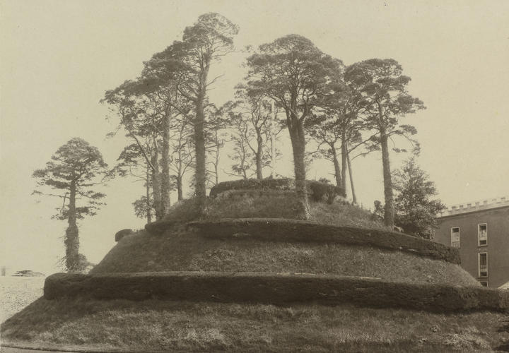 Dun at Antrim Castle Dun at Antrim Castle