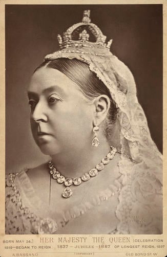 Queen Victoria (1819-1910) Queen Victoria (1819-1910)
