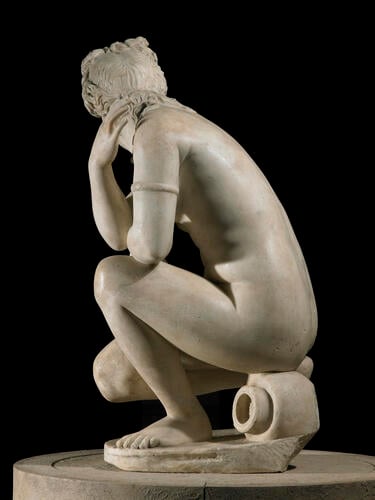 Aphrodite or 'Crouching Venus' Aphrodite or 'Crouching Venus'