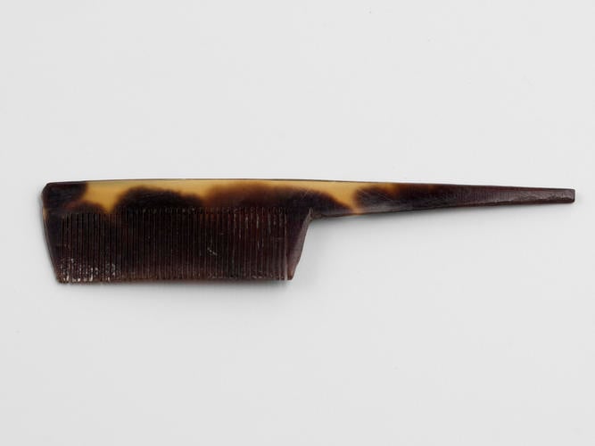 Comb