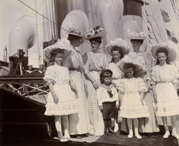 Grand Duchess Marie, Princess Victoria, Empress Alexandra, Grand Duchess Olga Alexandrovna, Tsarveitch Alexis and Grand Duchesses Olga, Anastasia, and Tatiana