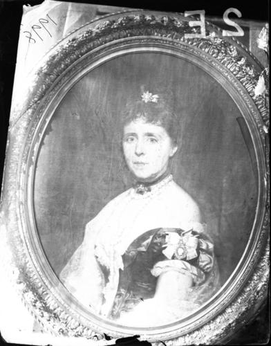 Glass plate negative of a portrait of Empress Augusta of Germany (1811-90) Glass plate negative of a portrait of Empress Augusta of Germany (1811-90)