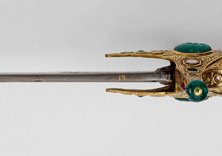 Master: Sword and scabbard (Shamshir)
Item: Sabre