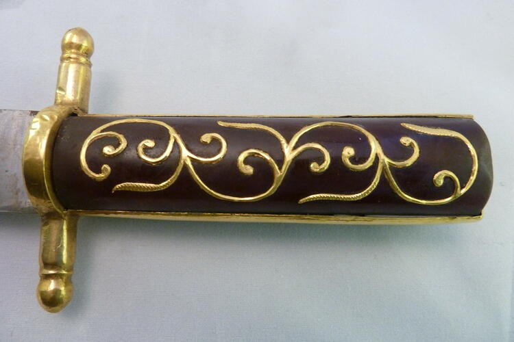 Hunting knife